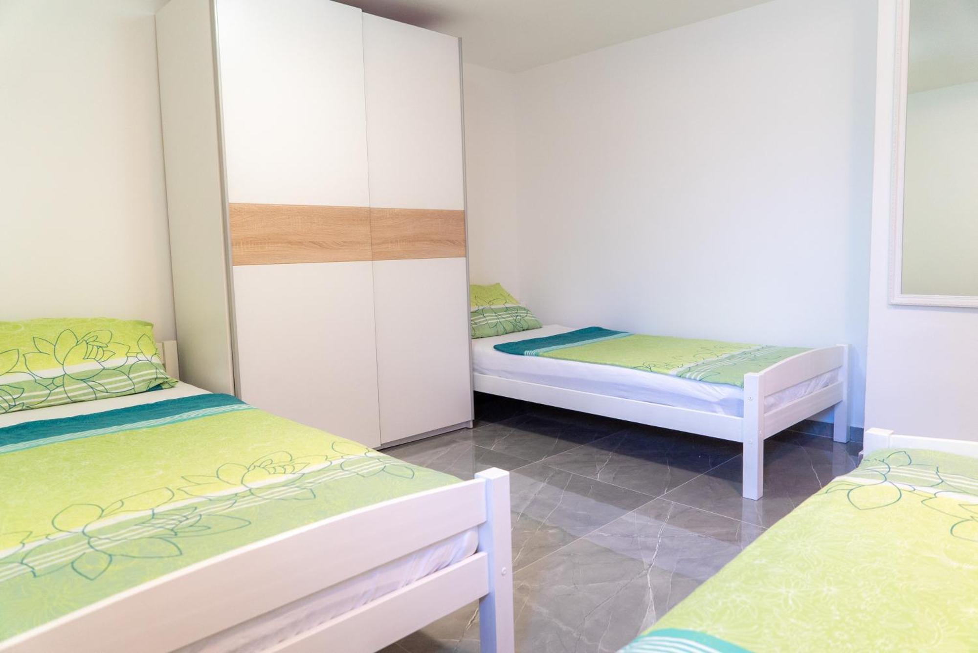 Apartments Zubcic Tisno Exterior foto
